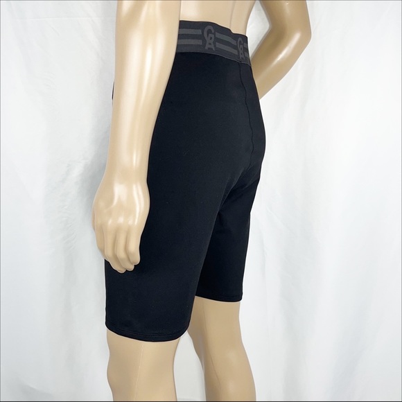 Good American Black Athletic Shorts - Picture 4 of 10